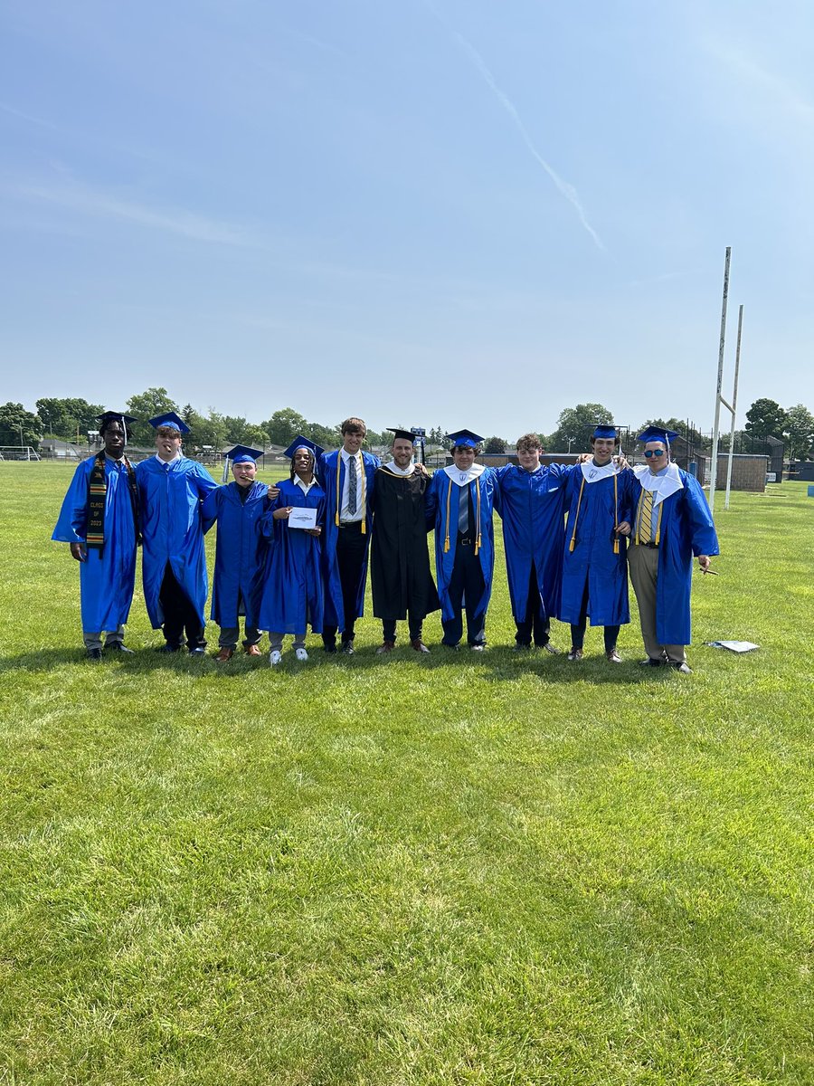 CoachSnouff's tweet photo. I am so very proud of these young men. I am thankful to have been a part of your journeys, and I am blessed to have had you all be a part of mine. Congratulations to the class of 2023 Bishop Ready Football Players and all of the Silver Knights who graduated today. https://t.co/r98THLBIkb
