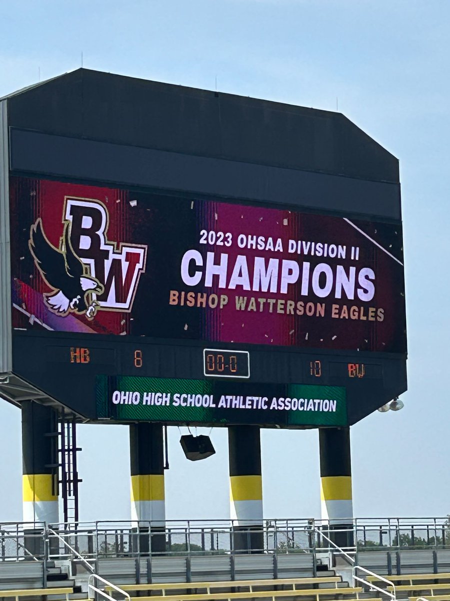 Congratulations to our girls lacrosse team, 2023 DII STATE CHAMPS! The Eagles defeated Hathaway Brown 10-8 in the championship game today at Crew Stadium. Way to go Eagles! 🦅❤️❤️❤️