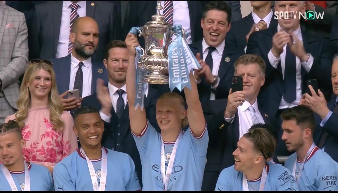 ManCity0528's tweet photo. 最高に素晴らしい！！
おめでとう！！
 #ManchesterCity 
 #ManCity 
 #FACupFinal https://t.co/GY3RG8irrJ