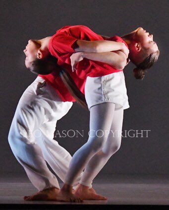 leomasoncom's tweet photo. #leomasondance/ June 2023. #National Youth Dance Company #(NYDC) #Wayne McGregor's #Novacene at #Sadlers Wells Theatre London.
 https://t.co/o5eRPymycK