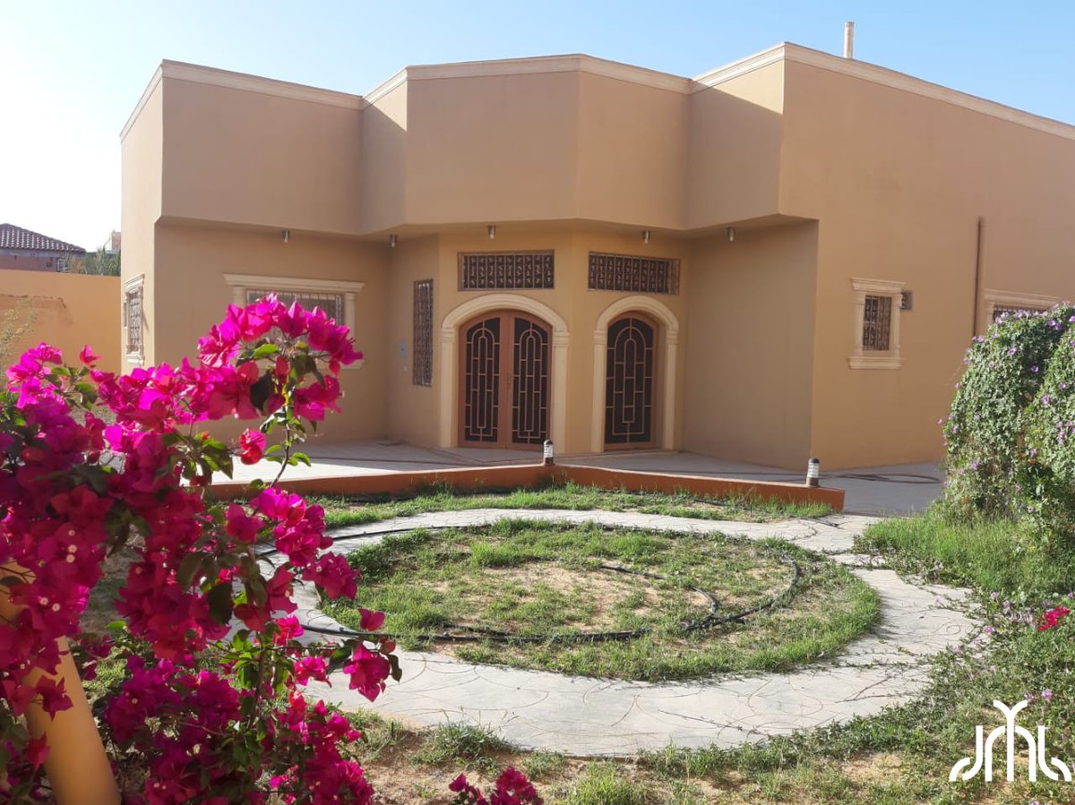 rustaq_sa's tweet photo. إعلان مرخص: للبيع دور واسع بحي الزاملية يقبل جميع البنوك

ترخيص إعلان رقم: 7200000868

المساحة: 631م
قطعة رقم: 38
مخطط رقم: 256/ق
مسطح البناء: 147.72م
العمر: 15 سنة

السوم: 450.000 ريال
سعر البيع: 470.000 ريال

للمزيد عبر الرباط:
https://t.co/AkMTo4QUKK https://t.co/ywYswibJ3t