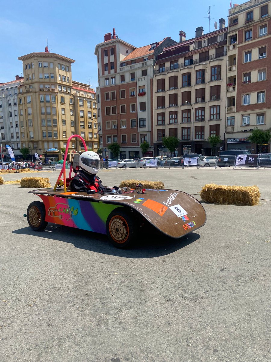 OrtzadarSS's tweet photo. Emozioa, urduritasuna, ilusioa... zenbat emozio pizten zaizkigun goizean goiz, gaur etorriko den EGUN HANDIAREKIN... InpliCAR Euskelec-en, Bilbon. Ortzadarreko GarageLab-eko gure gazteek diseinatu eta eraiki duten %100eko auto elektrikoa.
@fundacionorange @Tknika @jarevalo_fp https://t.co/2lR3Biz42R