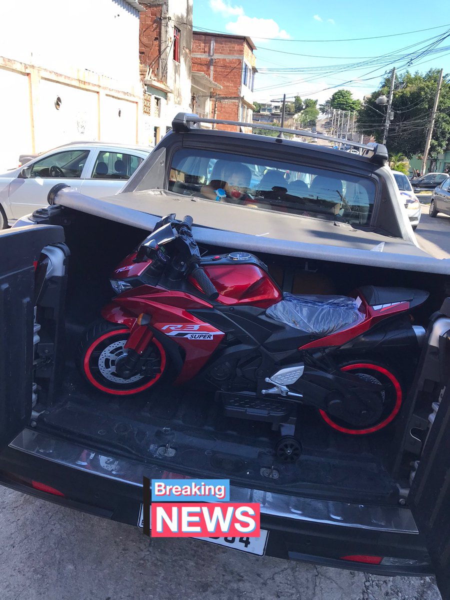 alencarjose360's tweet photo. + uma criança feliz com sua moto R3, obrigado Cliente novo ✅👊🏻 https://t.co/tS0cmyi1ij