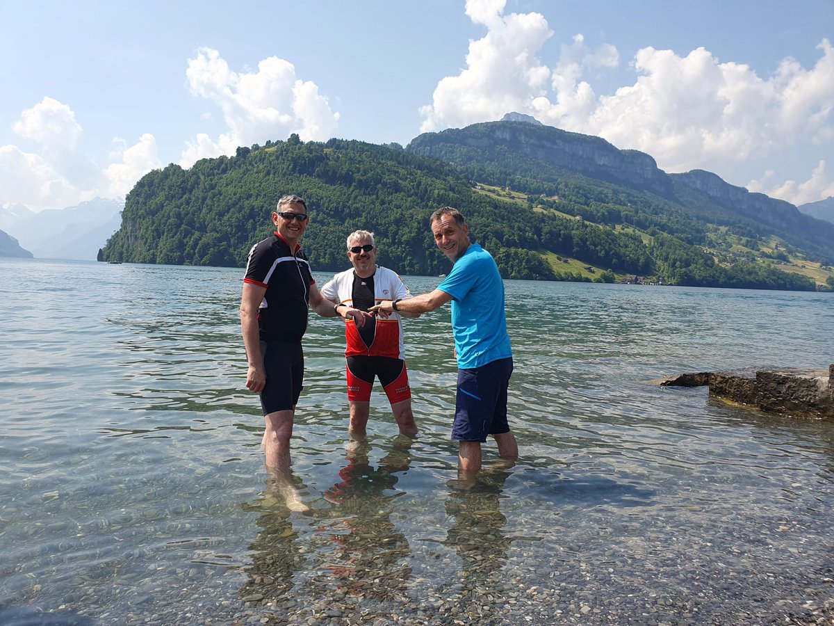 satusgr's tweet photo. 2ter Tag des Bikeweekends. Wunderbare Tour - Bravo an einige unsere Biobiker! 1610 Höhenmeter ist Sack 💪. Danke an Conny für das feine Apéro ! Unser Verein ist halb überall vertreten. #mehrbike #mehrmann #mehrfun https://t.co/JjKXpsDglU