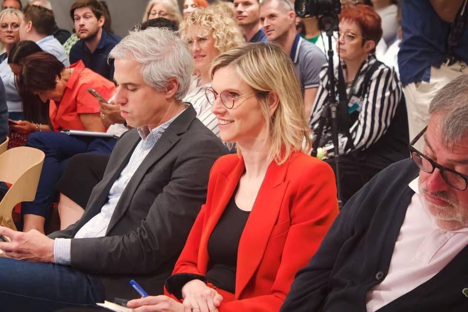 MarieAbita's tweet photo. Se rassembler, penser ensemble pour le progrès! #conventiondesprogres #territoiresdeprogres #Renaissance #Majoritepresidentielle https://t.co/rluF8cq1tn