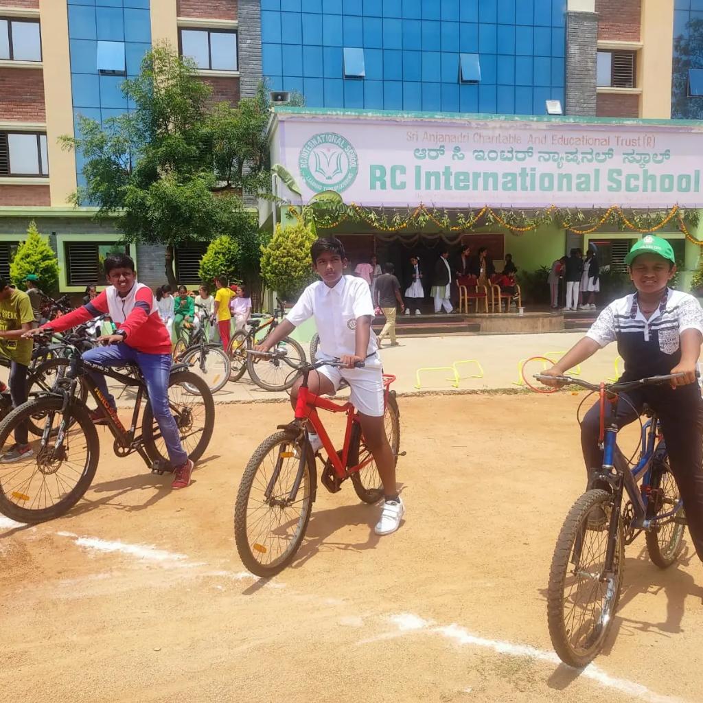 RCInternationa2's tweet photo. Pedal for a Better World! Happy World Cycling Day!
We at RCIS celebrated world cycling day to encourage every student to stay healthy and fit.
#WorldBicycleDay 🌍 #lovecycling #bikeadventure #loveexploring #activetravel #fitness #cycling https://t.co/M9PkW6eqWw