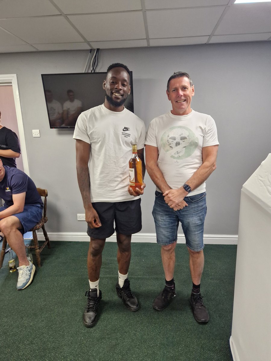Massive well done to @MeeshiKanda what an outstanding season he has had winning awards for:
Players player 
Managers player 
Committe player
Top goalscorer 

Season 2022-2023 #baller