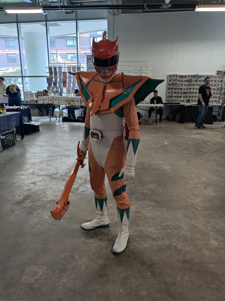 AllieRX's tweet photo. Pokémon × Power Rangers
Charizard × Green Ranger
#CosmicConNY #CosmicCon https://t.co/ZMabLtmdND