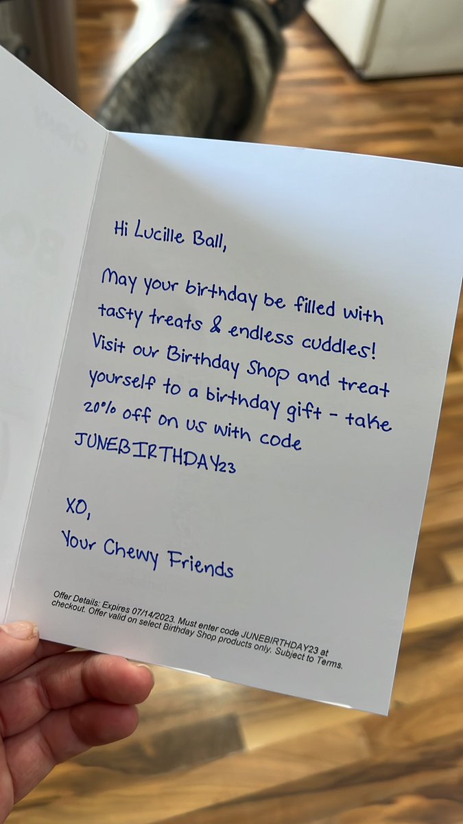 rainbowssnrage's tweet photo. @Chewy is the best company. I forgot to change over that she had passed and she still got her birthday card 🧡🧡🧡 https://t.co/kTPuSzy85e