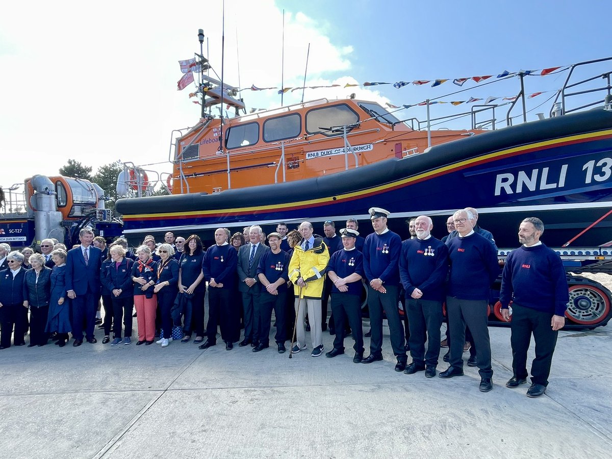 duncancbaker's tweet photo. Proud day for Wells as HRH The Duke of Kent officially opens the new Wells Lifeboat Station and officially names the new @RNLI lifeboat “Duke of Edinburgh”. As a coastal community we cannot thank the brave men and women and all those who serve to protect us and save lives at sea. https://t.co/W0QhnKzwbE