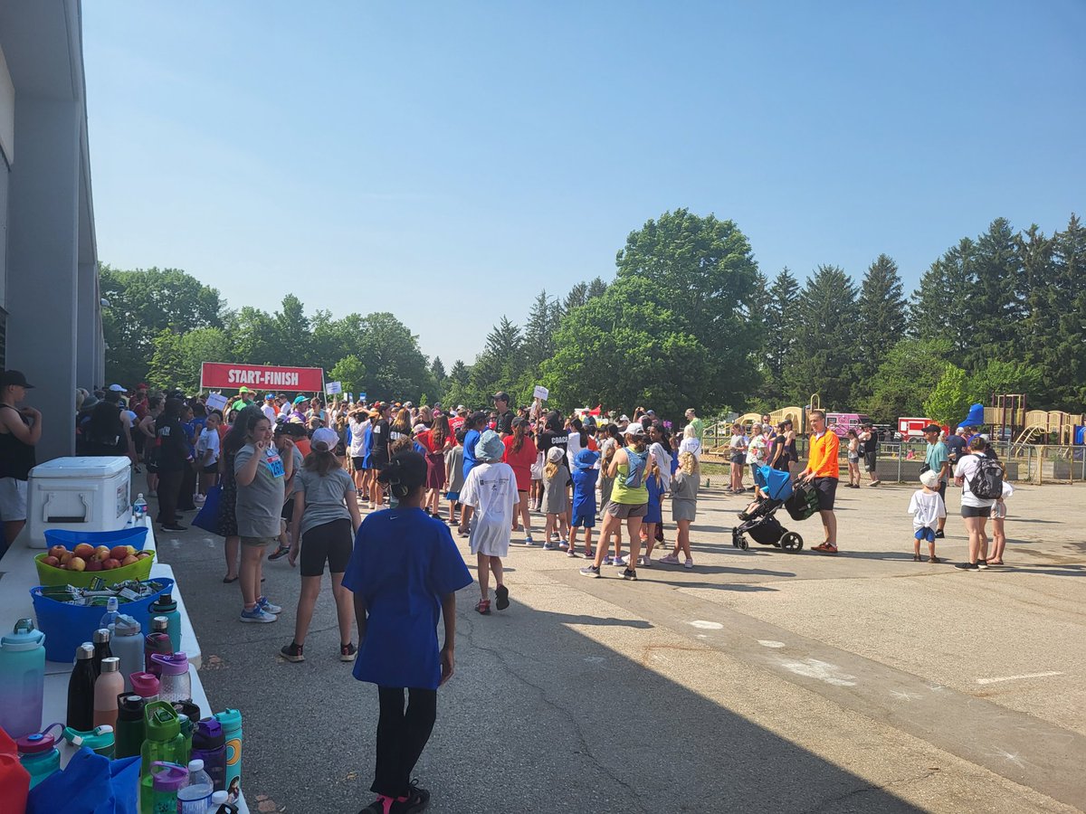 MissKayWhite24's tweet photo. We had a great time walking 5km for the @TVeducationFdn #RunfortheFUNd this morning!
Very proud to have raised over $200 for this important cause 👏
@TVDSB @MACEaglesLondon https://t.co/ZMShSWOQCa
