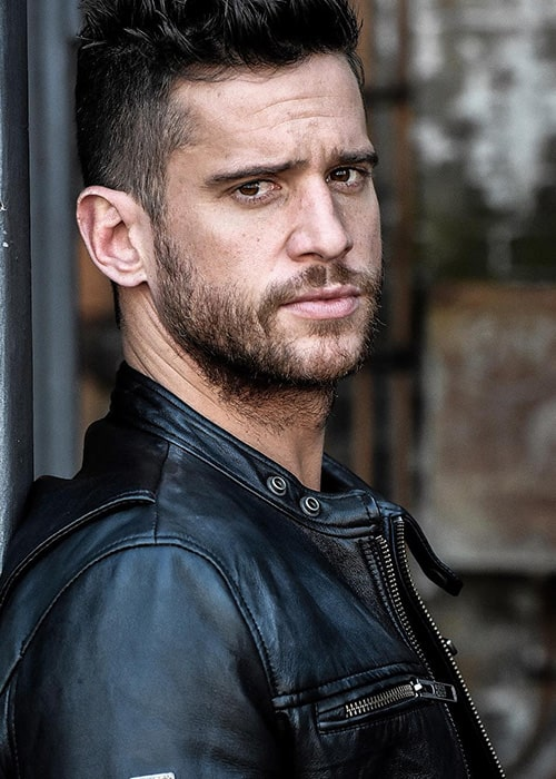 JuanC_Rdgz's tweet image. 📺 Happy Birthday Dan Ewing 🎂📺
#DanEwing #PowerRangersRPM #Dillon #theBlackRanger #LoveAndMonsters #Cap #HappyBirthdayDanEwing