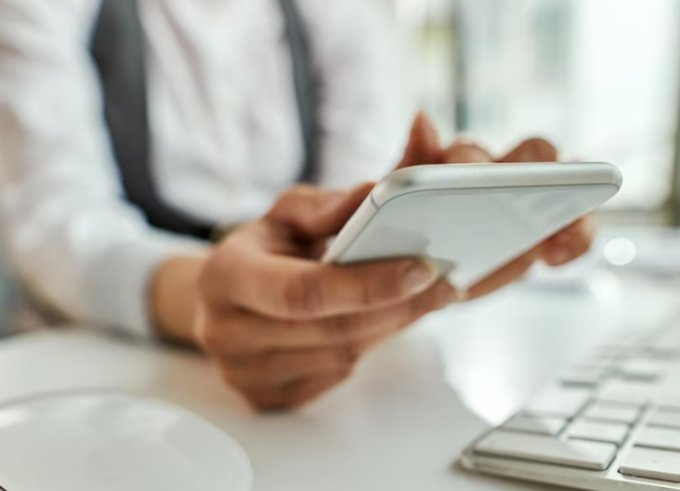 Testacyber's tweet image. The search process for #empleo has been implemented exclusively in a totally #digital environment. Currently, Mexicans use #aplicaciones to find a job opportunity. They are, employment sites, social networks, web pages.