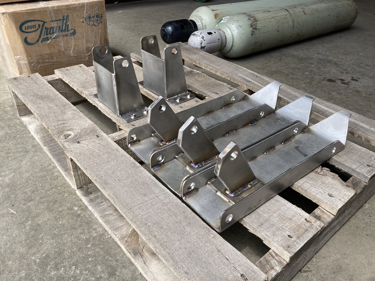 Hopper brackets FABBED AND TIG WELDED FOR a plastic pellet hopper REPAIR!!!  Hit Summit Industrial LLC up for your next project!!!!

summit-industrial.com

#weldlife #mechanics #equipment