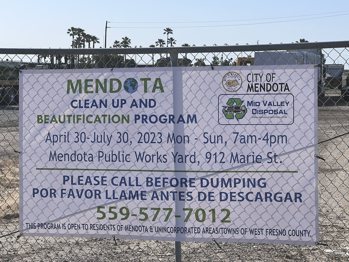 vicmm_a's tweet photo. Mendota Clean Up and Beautification program is up and running, thank you all volunteers and City Staff for your hard work! #LetsKeepOurTownClean #ZeroTrash
@JoseAlonso___ @Carlos_Neighbor https://t.co/q7Pp4r8tBS