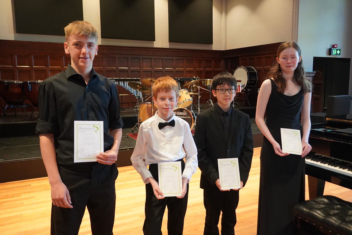 TheBromsgrove's tweet photo. Well done to all of our Platform finalists this afternoon, and congratulations to our 2023 winners and runners up.
Senior:
Hugo (cello) - Winner
Casey-Joan (violin) - Runner up
Junior:
Isaac (piano) - Winner
Nathaniel (oboe) - Runner up #BYMP2023 #YoungMusicians #BYMP https://t.co/sxVoMaCTk6