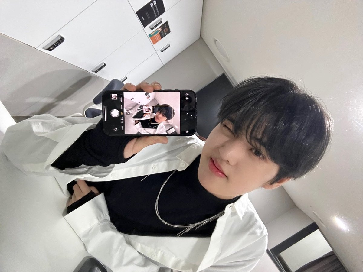 taechan_tpst's tweet photo. copy paste 😛😉

#tpst #tempest #템페스트 #eunchan #taerae #은찬 #태래 #taechan #euntae https://t.co/5yTSlPe7Ep