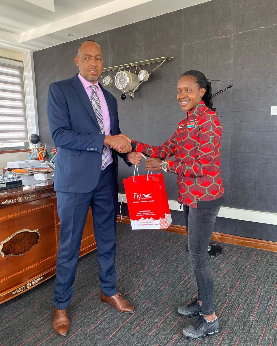Chungwa_TV's tweet photo. The Champion herself @Kipyegon_Faith with Skyward Boss . 

@SkywardExpress long identified the talent and nurtured her through her strides. #FlySkyward https://t.co/J6aKaIH3XO