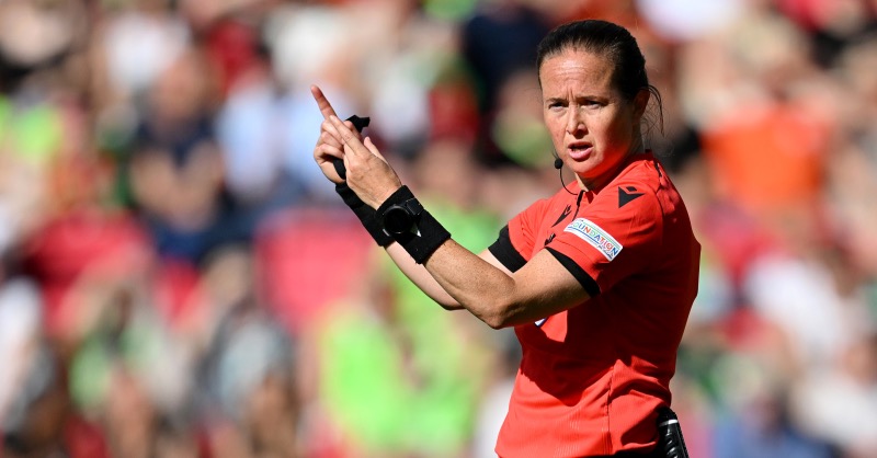 FAWales's tweet photo. Proud moment for Cheryl Foster as she becomes the first Welsh referee to take charge of the #UWCLfinal. 

Find out how you can become a referee at 👉 https://t.co/T7O0dAF15m
