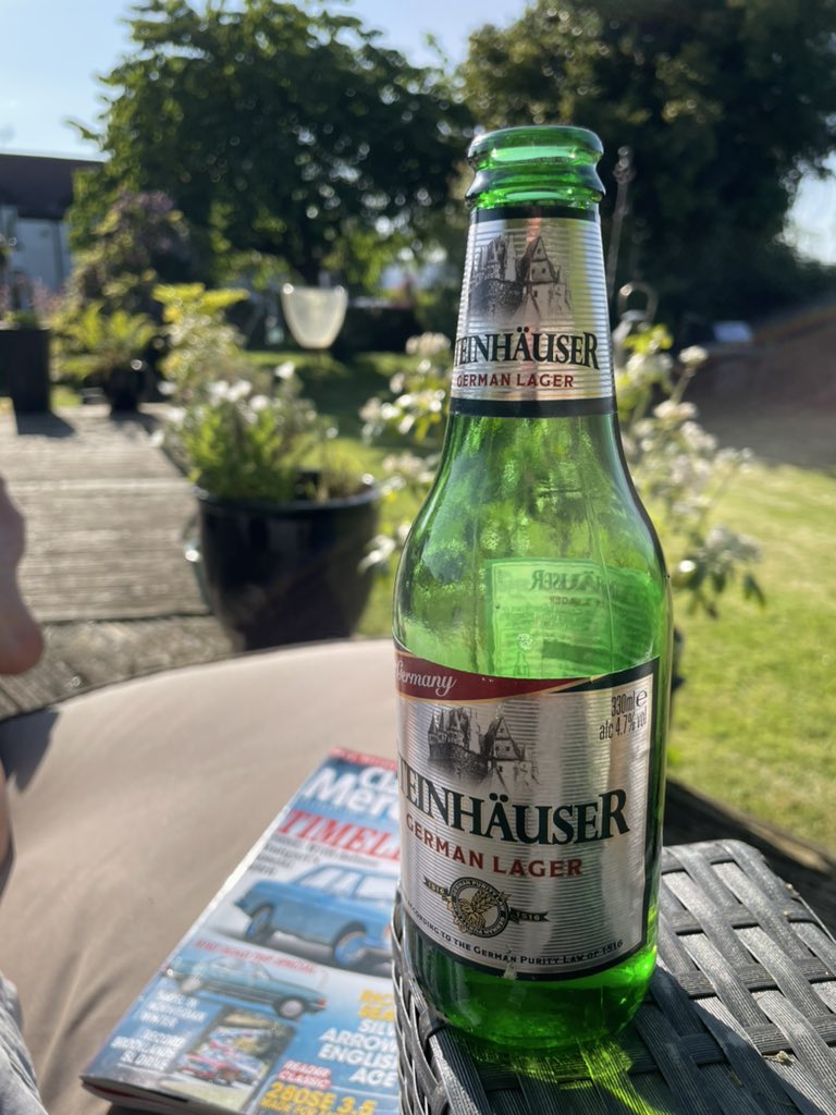 MatthewAspley's tweet photo. @Petelongsocks @BeerWrangler @BudvarUK Budvar superb….this is going down rather well this afternoon 🍻 https://t.co/9vgWvtB2Wv