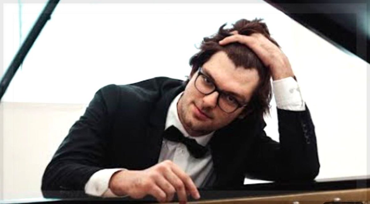 Gallery106's tweet photo. Simo Sisevic Piano Concert - https://t.co/1evPmWcehC https://t.co/JfL0cmC6rV