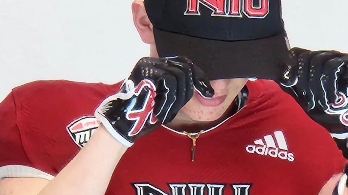 INSIDER: Defensive Difference Makers, Impact Iowa players to know

@BeyenhoffNathan <a href="/JosephBittner19/">Joe Bittner</a> <a href="/BrockDCarpenter/">Brock Carpenter</a> <a href="/CalebGarnand1/">Caleb Garnand</a> <a href="/GGoldsberryo/">Gaven Goldsberry</a> <a href="/santana27754255/">Santana Miller</a> <a href="/KeatonRoskop/">Keaton Roskop</a> <a href="/cadenschisel/">Caden Schisel 8’</a> <a href="/MitchellSchnepf/">Mitchell Schnepf</a> <a href="/owenthomas23/">owen thomas</a>

STORY▶️ sixstarfootball.com/article/inside…