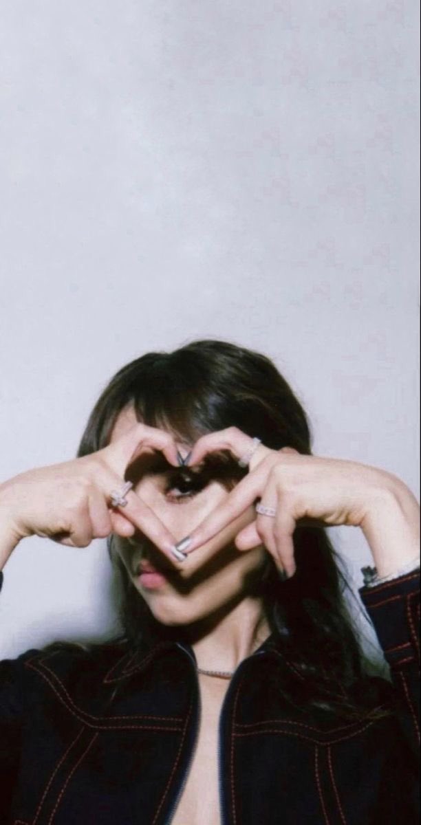 LoganBeatle's tweet photo. I love this two girls so much, my wives 😍🥰🖤🖤

Son y siempre serán mi mayor crush de la vida, no tengo palabras para expresar mi amor por ellas 🥺🖤🖤 https://t.co/5RSzuypFfE