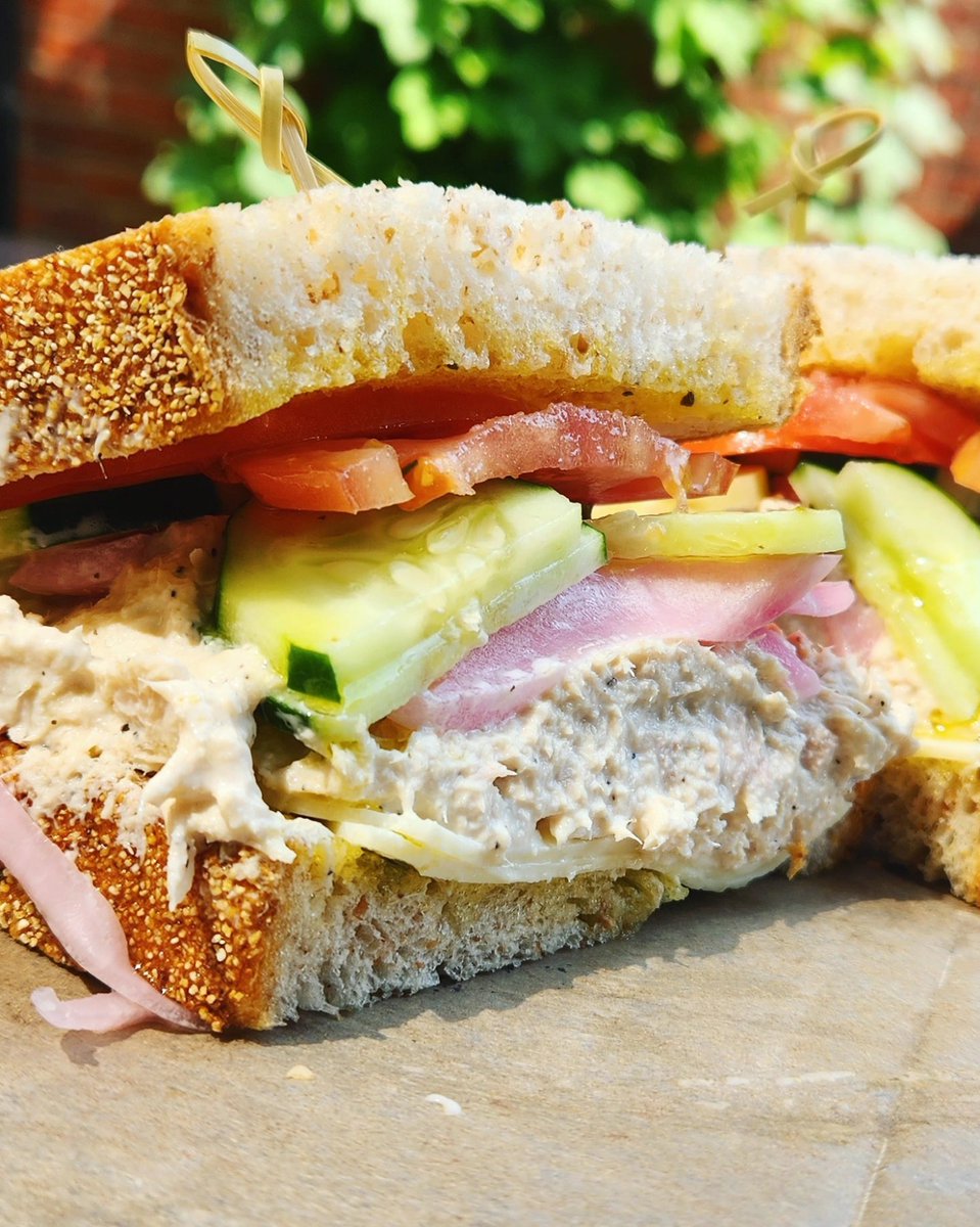 Bestbrewdeli's tweet photo. Lots going on today around our beautiful city! Headed over to Pride or down to the Arts Fest? Swing by The Deli first! Grab a six pack and a couple sandwiches!
.
Order online for takeout https://t.co/2qRgqN4rSk or call ahead for pick up 412-381-5335 #pghbeer #sandwich #DeliLife https://t.co/RMS9Dv4gPl