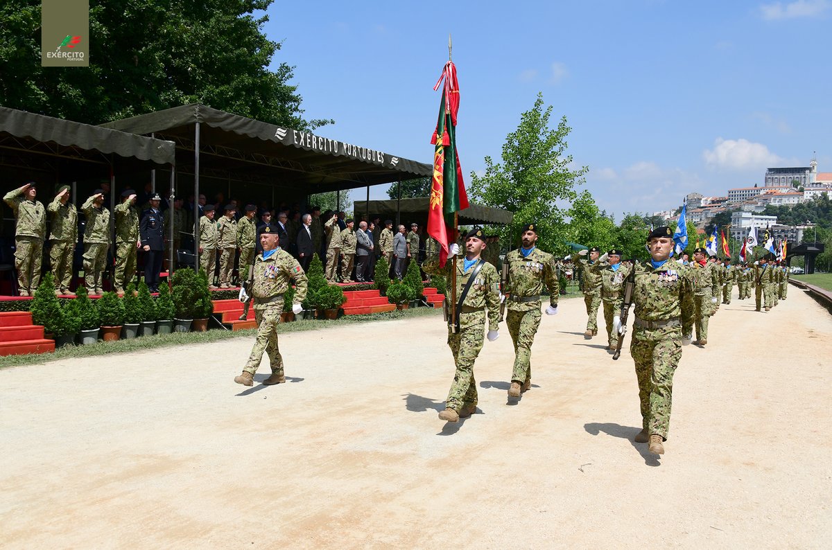 Exercito_pt's tweet photo. Decorreu no dia 01 de junho, a Cerimónia Militar Comemorativa do 17.º Aniversário da Brigada de Intervenção 🇵🇹, no Parque Verde da cidade de Coimbra.
➡️https://t.co/f9yyJh739e
Ao serviço dos Portugueses.
#ExércitoPortuguês #DefesaNacional #CFT #BrigInt @defesa_pt @eu_eeas https://t.co/UCOCwYyrqM