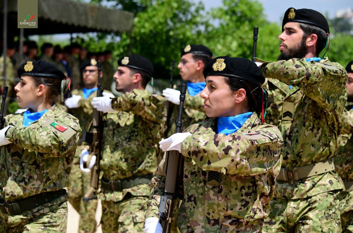 Exercito_pt's tweet photo. Decorreu no dia 01 de junho, a Cerimónia Militar Comemorativa do 17.º Aniversário da Brigada de Intervenção 🇵🇹, no Parque Verde da cidade de Coimbra.
➡️https://t.co/f9yyJh739e
Ao serviço dos Portugueses.
#ExércitoPortuguês #DefesaNacional #CFT #BrigInt @defesa_pt @eu_eeas https://t.co/UCOCwYyrqM