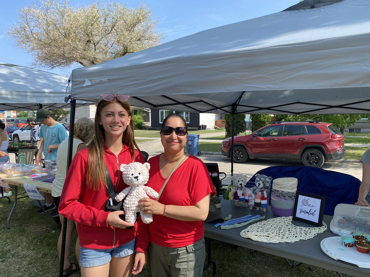 Devi Sharma (@devisharmawpg) on Twitter photo Great turnout at the Marigold Market today! Kudos to students and teachers for their efforts <a href="/HC_Avery/">H.C. Avery Middle School</a> Great turnout at the Marigold Market today! Kudos to students and teachers for their efforts <a href="/HC_Avery/">H.C. Avery Middle School</a>