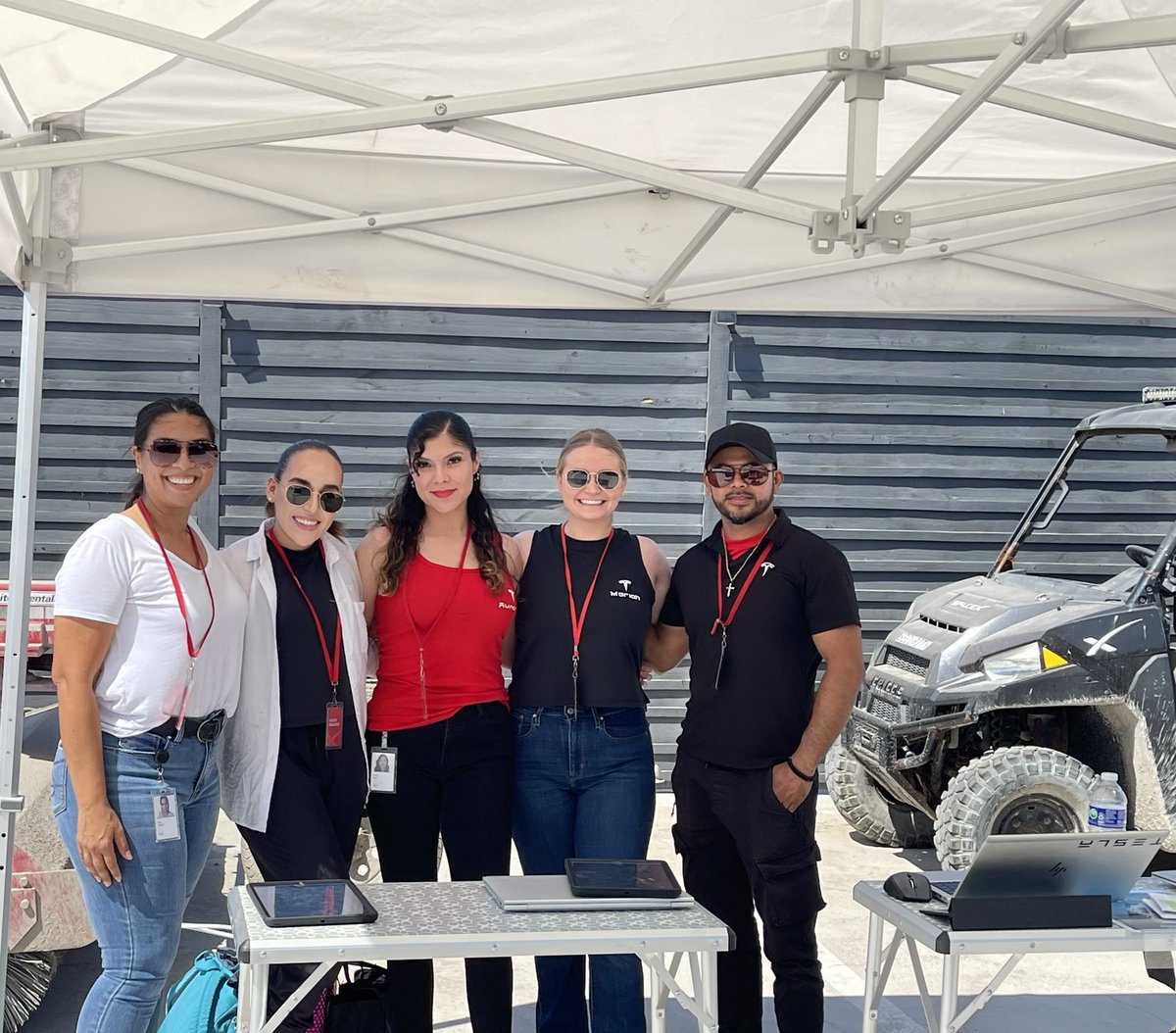 Moriah_Nagy's tweet photo. @Tesla feeling #S3XY, might delete later 😏 
Thanks for having us, @SpaceX #BrownsvilleTesla https://t.co/Qt1WlFO9iH