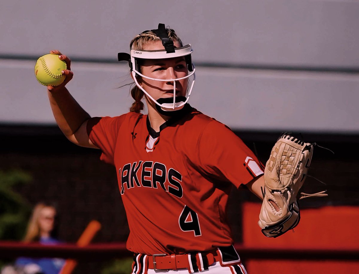 maddieeee27's tweet photo. senior season loading…

-CBC champs 
-Sectional champs 
-District champs 
-Regional champs 
-State runner up 
-CBC player of the year 
-1st team all CBC 
-1st team all district 
-1st team all Ohio 
@NUSBcats @OhioBobcatSB  @UKsoftball @UFOilerSoftball @TiffinUSoftball https://t.co/mqjzSxag4y