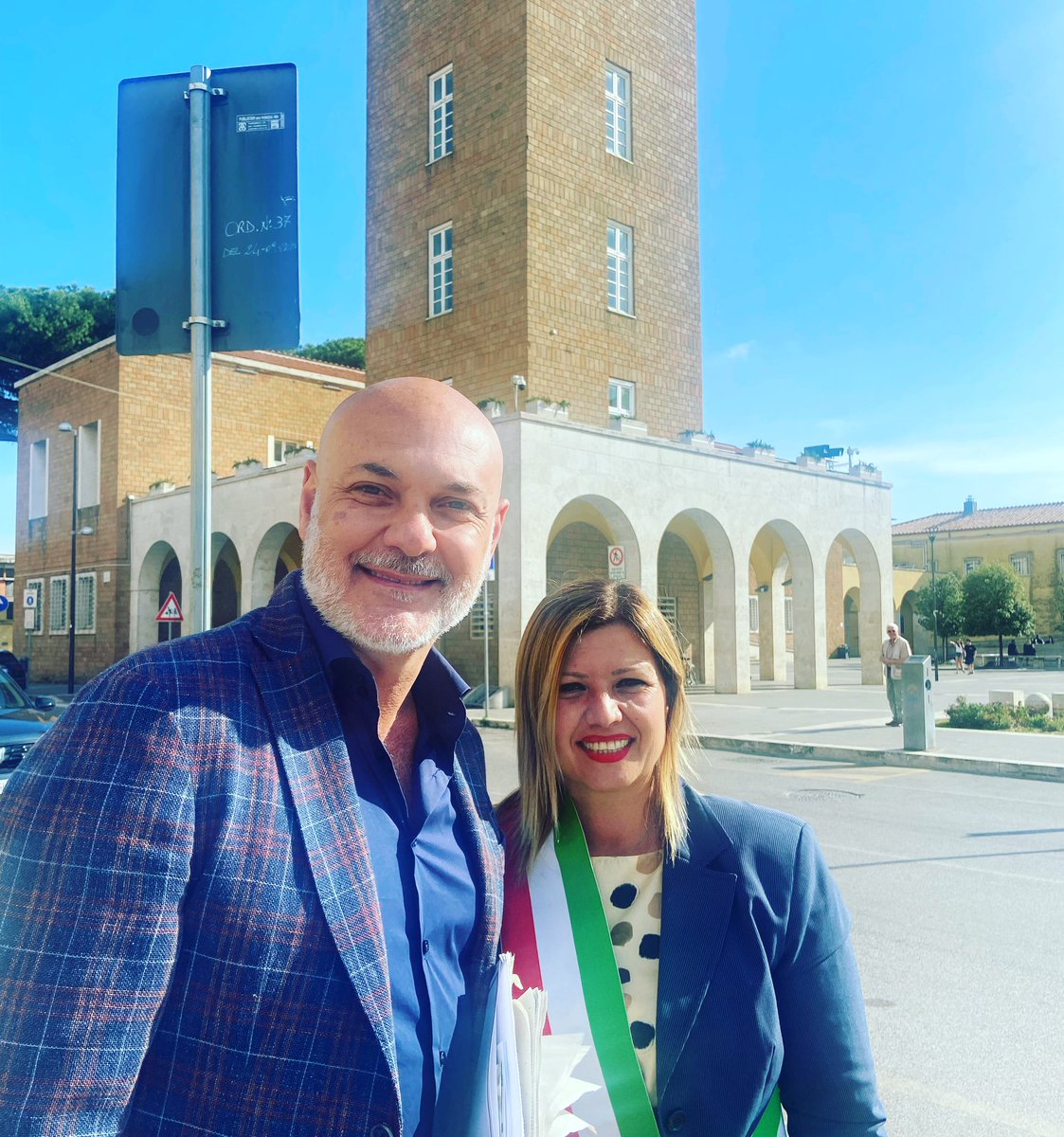 edosyloslabini's tweet photo. Oggi #Pomezia, la città dove sono nato, compie appena #85anni. Festeggiamo insieme al nuovo sindaco Veronica Felici, che saprà rilanciare questo comune dai suoi simboli identitari così centrali per la storia d’Italia e dell’Occidente intero: Pratica di Mare e la tomba di Enea https://t.co/wFLOkzyAWu