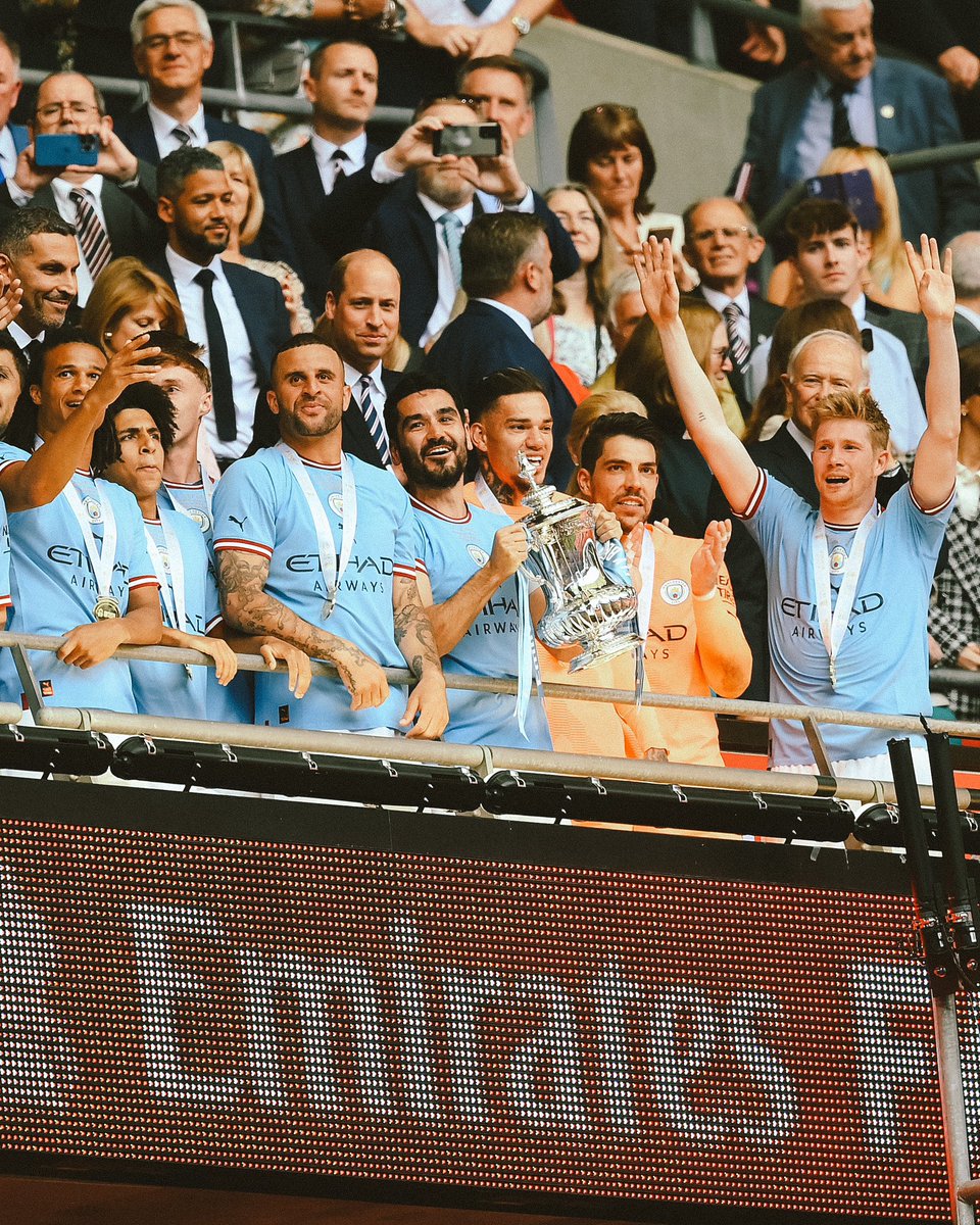 KevinDeBruyne's tweet photo. 2/3 🙏🏼 https://t.co/dUdym0uSiX