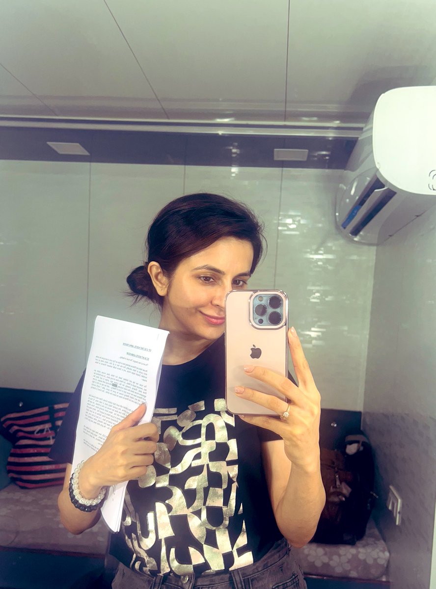 New day.. New project.. New character to play #grateful on this beautiful #fullmoonNight 😍 #lifeofanactor