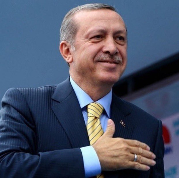 TurkeySpiker's tweet photo. Cumhurbaşkanı #erdoğan: Gelin seçim dönemindeki kırgınlıkları bi tarafa koyalım. Küslük olmuşsa barışmanın yolunu bulalım. Hep beraber #Türkiye Yüzyılının inşasını omuz verelim.
#spikerturkey https://t.co/ZYyTG3So2U