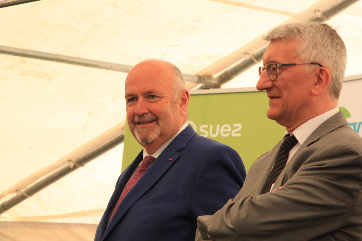 paz_olivier's tweet photo. Le #Syvedac célèbre les 50 ans de l’UVE de Colombelles exploitée par @suez . Merci au @Prefet14 , @CorinneFeret , @SoniadlpCaen @HdeLaBatie , @joelbruneau , @MarcPottier , @BousseauA pour leur présence. Au Syvedac, depuis 50 ans, nous prenons de l’avance sur l’avenir. https://t.co/3DAI7j5mwy