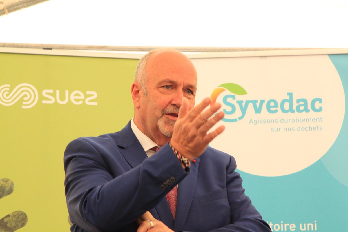 Le #Syvedac célèbre les 50 ans de l’UVE de Colombelles exploitée par  <a href="/suez/">SUEZ</a> . Merci au <a href="/Prefet14/">Préfet du Calvados</a> , <a href="/CorinneFeret/">Corinne Feret</a> , <a href="/SoniadlpCaen/">Sonia de la Provôté</a> <a href="/HdeLaBatie/">Hubert de La Batie</a> , <a href="/joelbruneau/">Joël Bruneau</a> , <a href="/MarcPottier/">Pottier</a> , <a href="/BousseauA/">Antoine Bousseau</a>  pour leur présence. Au Syvedac, depuis 50 ans,  nous prenons de l’avance sur l’avenir.