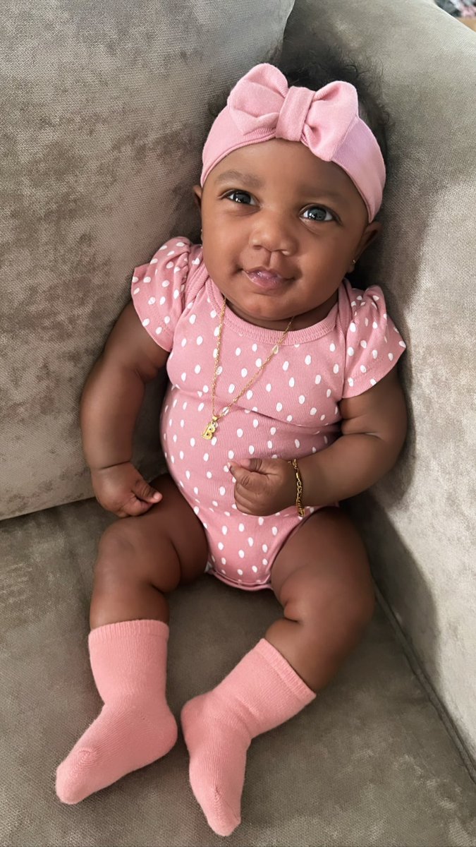 TWJX2Mommie's tweet image. Gorgeous In real life 👶🏽💕#mooch