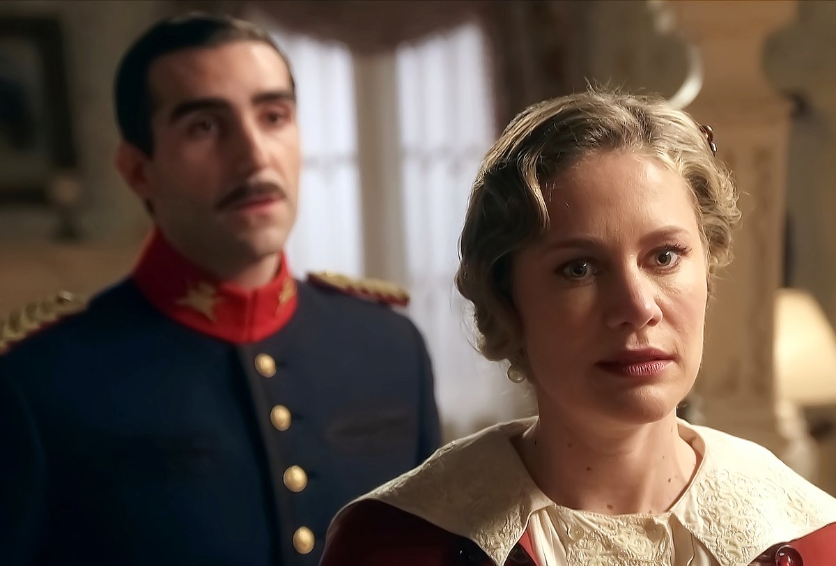 MujerdeElite tweet media