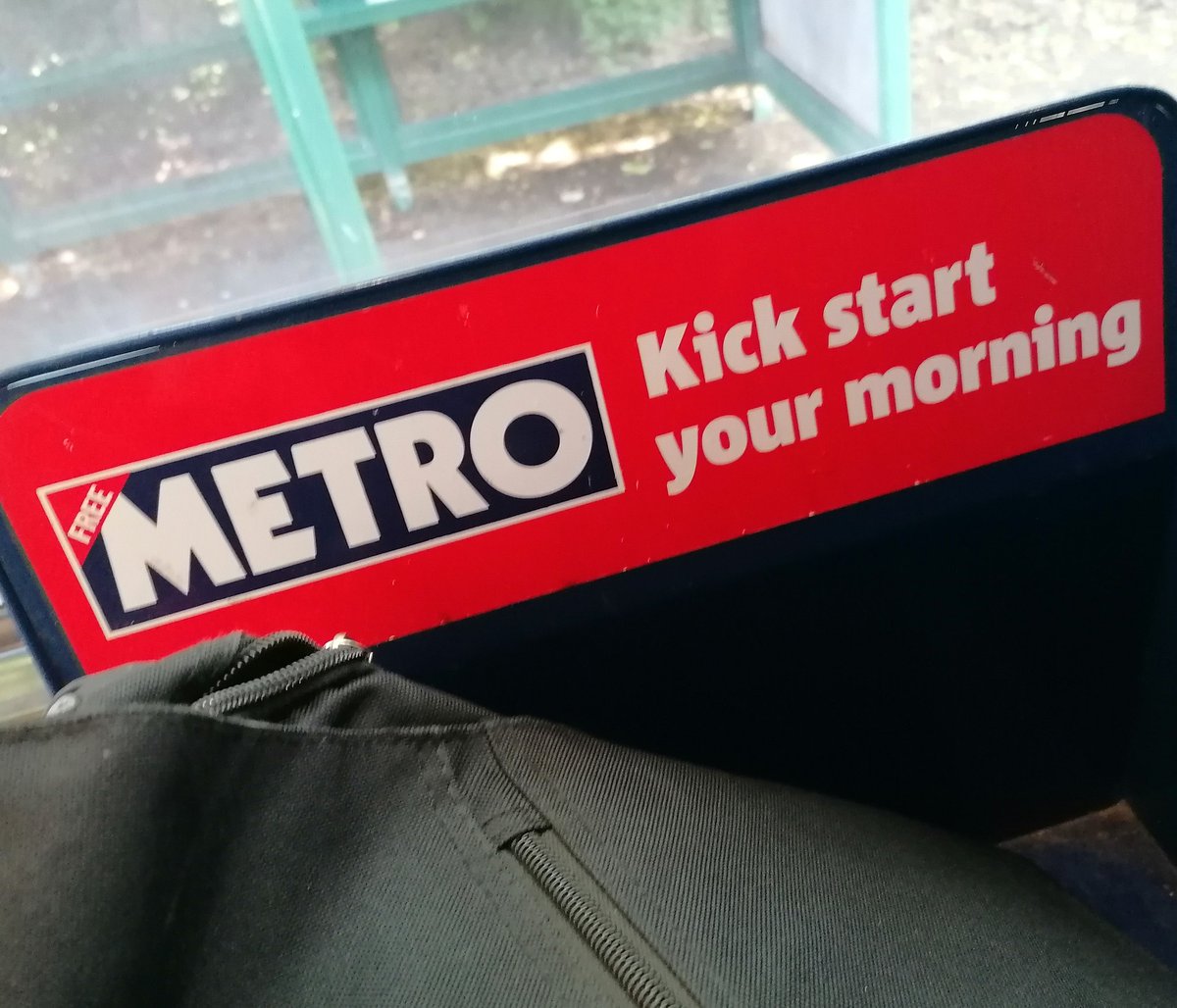 Darren_Fower's tweet image. 🤔 So ..... I'm hearing 👂 the #MetroNewspaper 🗞️ has gone BUST⁉️
🤷🏼‍♂️ "I could be wrong ❎, I could be right ✅❗"