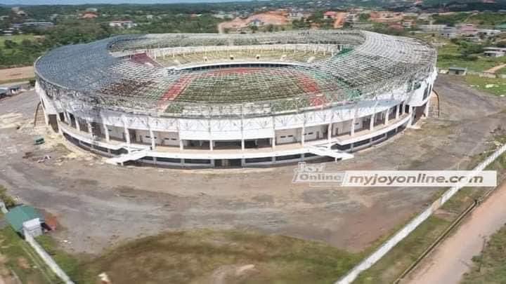 SaddickAdams's tweet photo. Essipong Stadium 🏟️ 

Constructed to host CAN 2008 matches.

Possibly the most expensive edifice in the region. Cost $40million. 

Left to completely rot under the supervision of;

Regional Sports Development Officer.
Regional Coordinating Council
Municipal Chief Executive 
Member of Parliament 
Regional Minister
Regional Estate Officer
National Sports Authority Director
Chief Director at Sports Ministry
Deputy Sports Minister
Sports Minister

All the above, have a duty to oversee the facility. 

All of them on government payroll but non could devise a business idea on how to make the facility functional and maintained.

None will ever be embarrassed. None will be held responsible. 

Ghana 🇬🇭
