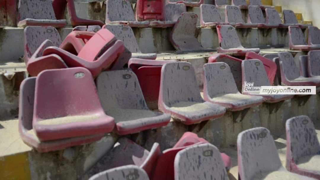 SaddickAdams's tweet photo. Essipong Stadium 🏟️ 

Constructed to host CAN 2008 matches.

Possibly the most expensive edifice in the region. Cost $40million. 

Left to completely rot under the supervision of;

Regional Sports Development Officer.
Regional Coordinating Council
Municipal Chief Executive 
Member of Parliament 
Regional Minister
Regional Estate Officer
National Sports Authority Director
Chief Director at Sports Ministry
Deputy Sports Minister
Sports Minister

All the above, have a duty to oversee the facility. 

All of them on government payroll but non could devise a business idea on how to make the facility functional and maintained.

None will ever be embarrassed. None will be held responsible. 

Ghana 🇬🇭