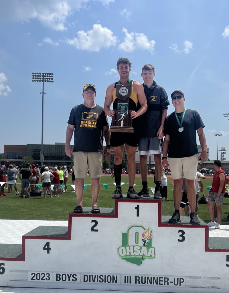 PVTrackField's tweet photo. YOUR PAINT VALLEY BEARCATS ARE THE OHSAA DIII TRACK AND FIELD STATE RUNNER-UPS!!! #SVCSportsTalk #SOSA @litter_media @SVCSportsTalk @SOSAOhio @thejackgleckler https://t.co/LOGO6upfky