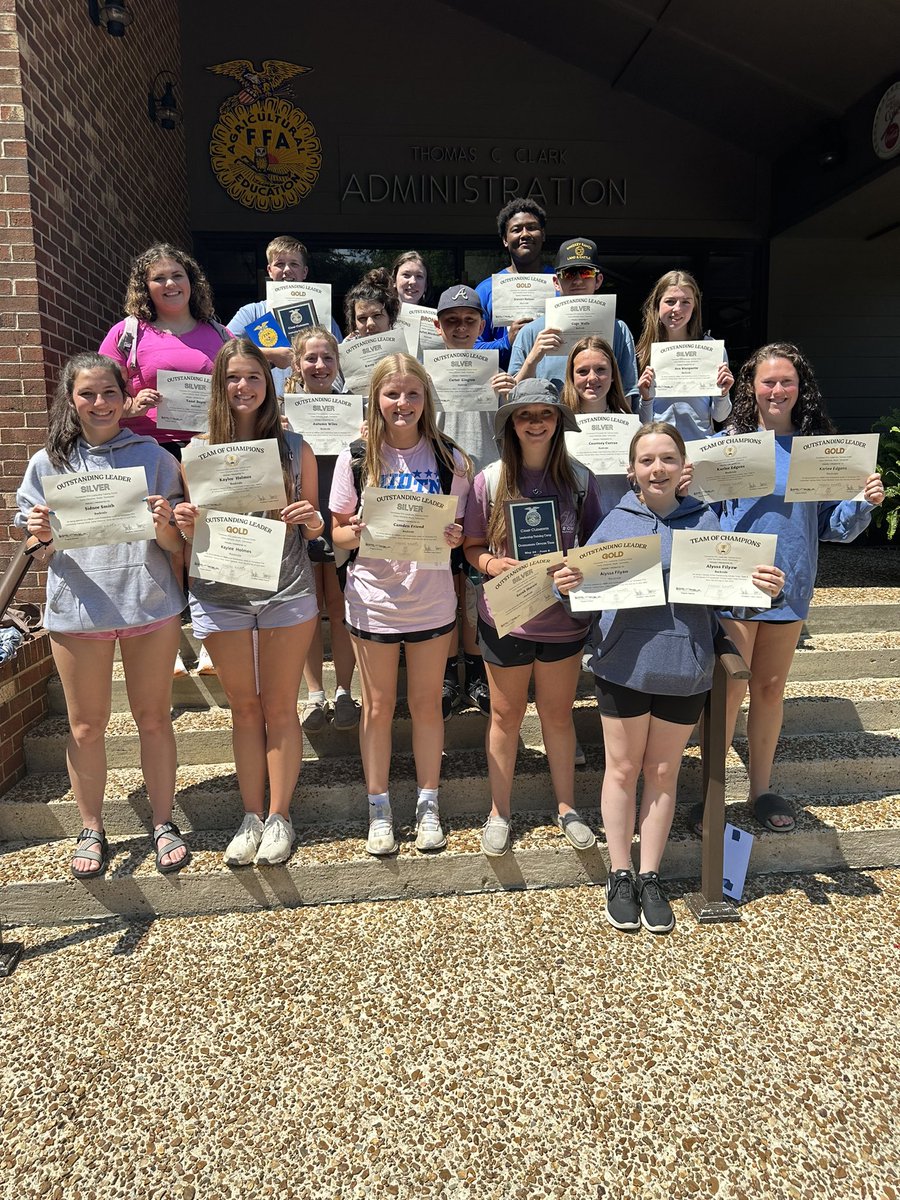 Rockvale_FFA's tweet photo. We had such an amazing time at FFA camp this past week. Every member that attended won a leadership award, Caleb Limpert placed 1st in the quiz contest, an our officers won “Outstanding Officer Team.” I am so proud of them for all they accomplished! 💛💙 https://t.co/B60l33Y8jq