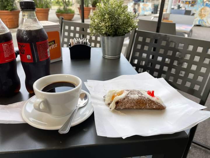 DoctorMark24300's tweet photo. Beautiful morning I hope y'all had breakfast yet 🥰🥰 https://t.co/iSQfCkdYBl