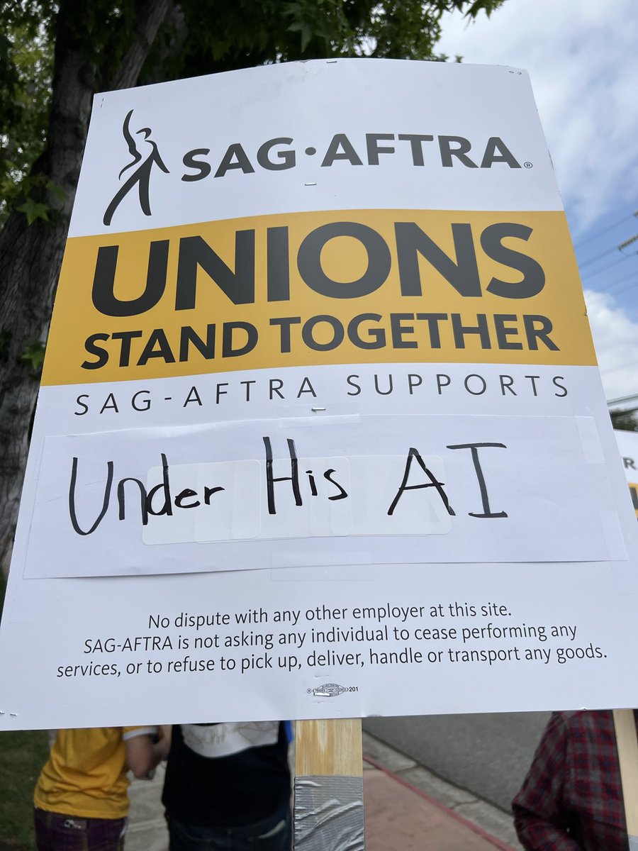 Blessed be the writers. #WGAStrong #HandmaidsTale #1u #SAGAFTRAstrong