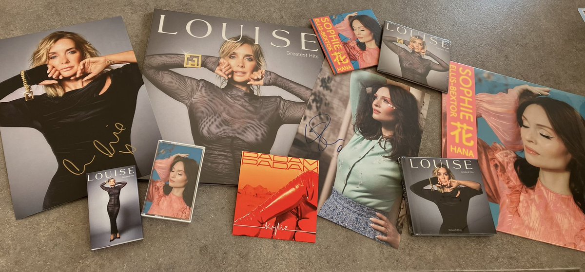 Home after a few days away seeing the wonderful <a href="/LouiseRedknapp/">Louise Redknapp</a> in London and <a href="/eltonofficial/">Elton John</a> in Manchester to find the postperson has delivered the most wonderful collection of musical bliss <a href="/kylieminogue/">Kylie Minogue</a> <a href="/SophieEB/">Sophie Ellis-Bextor</a> 
Supporting these Queens forever and still ruling strong!
