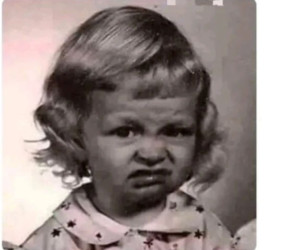 Hu_ma_T's tweet photo. My reaction after reading my own article after very ist revisions 🙄🙄 https://t.co/cvACmnocg2